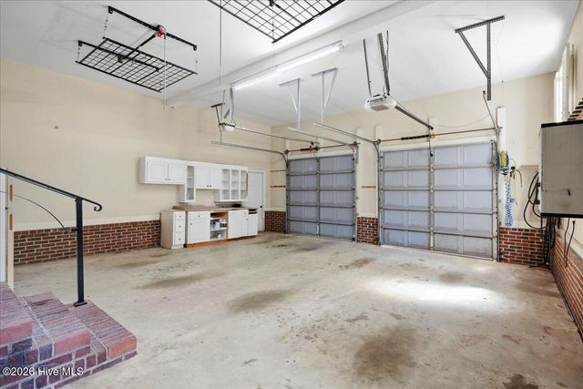 5002 Greenbrier Lane N, Wilson, NC 27896
