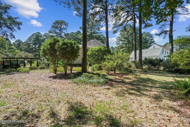 5002 Greenbrier Lane N, Wilson, NC 27896