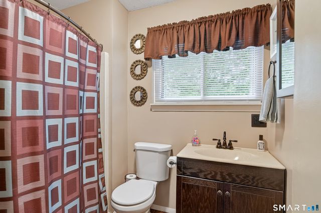 953 Rubber Avenue, Naugatuck, CT 06770