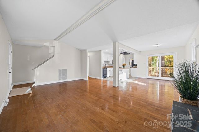 2137 Manawa Lane, Tega Cay, SC 29708