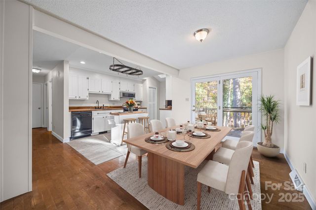 2137 Manawa Lane, Tega Cay, SC 29708