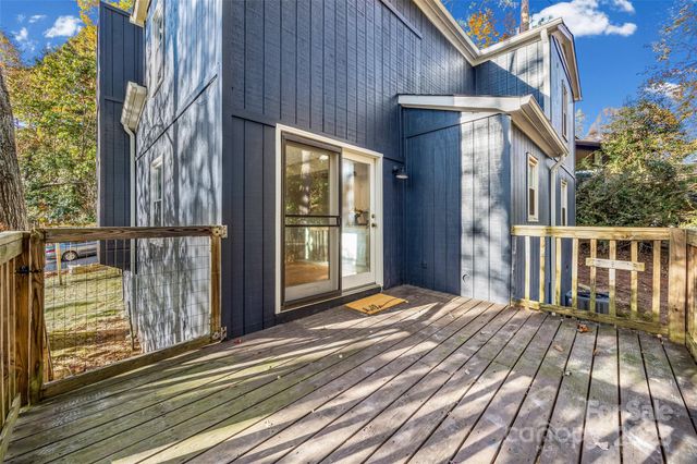 2137 Manawa Lane, Tega Cay, SC 29708