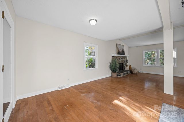 2137 Manawa Lane, Tega Cay, SC 29708