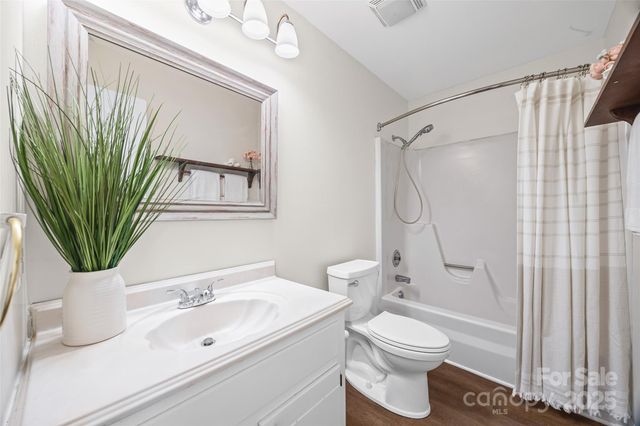 2137 Manawa Lane, Tega Cay, SC 29708