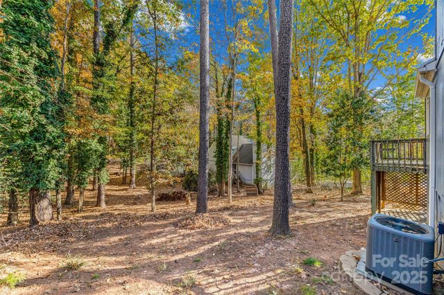 2137 Manawa Lane, Tega Cay, SC 29708