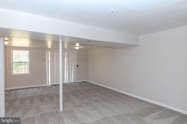 1319 UPCOT CT, Capitol Heights, MD 20743
