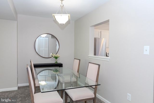 1319 UPCOT CT, Capitol Heights, MD 20743