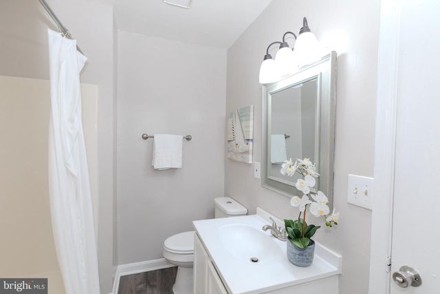 1319 UPCOT CT, Capitol Heights, MD 20743
