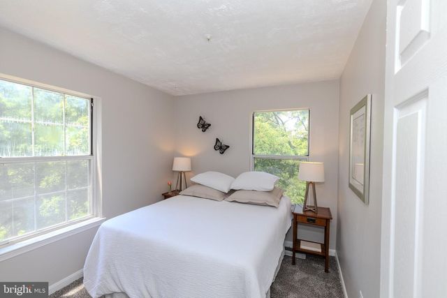 1319 UPCOT CT, Capitol Heights, MD 20743