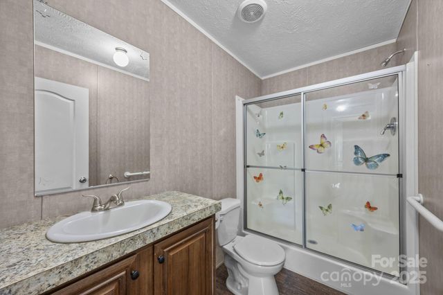 154 Turkey Pen Gap Road, Horse Shoe, NC 28742