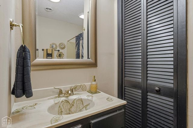 1003 S Parkside Street S, Blytheville, AR 72315