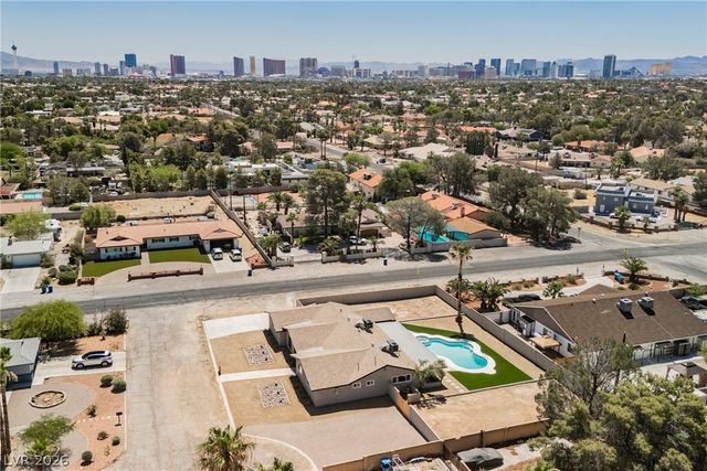 2755 South Torrey Pines Drive, Las Vegas, NV 89146