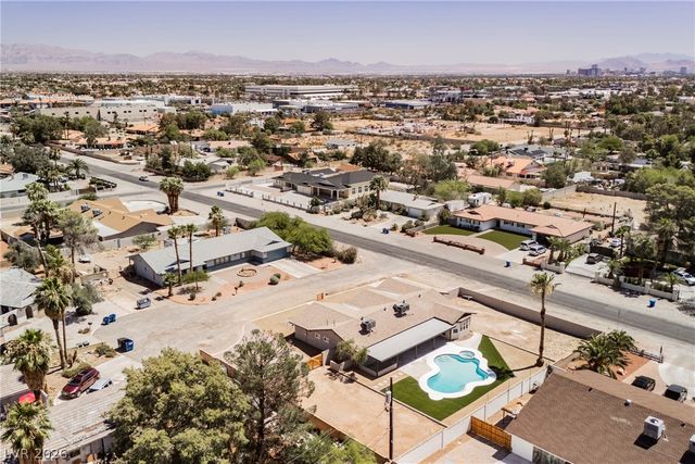 2755 South Torrey Pines Drive, Las Vegas, NV 89146