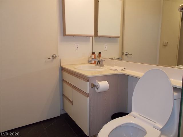 260 East Flamingo Road 224, Las Vegas, NV 89169