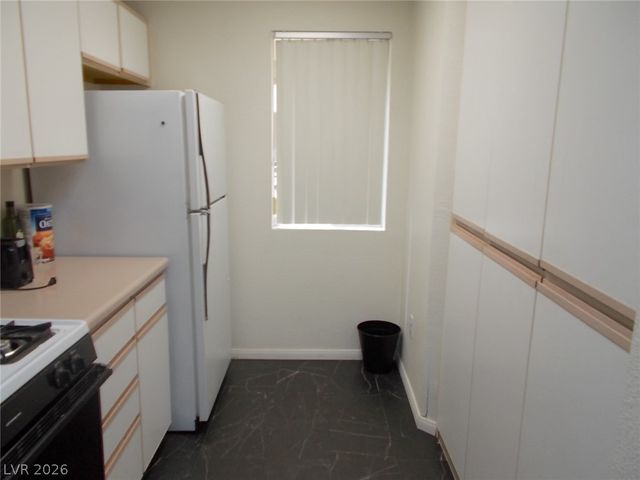 260 East Flamingo Road 224, Las Vegas, NV 89169