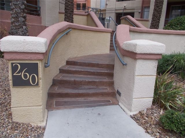 260 East Flamingo Road 224, Las Vegas, NV 89169