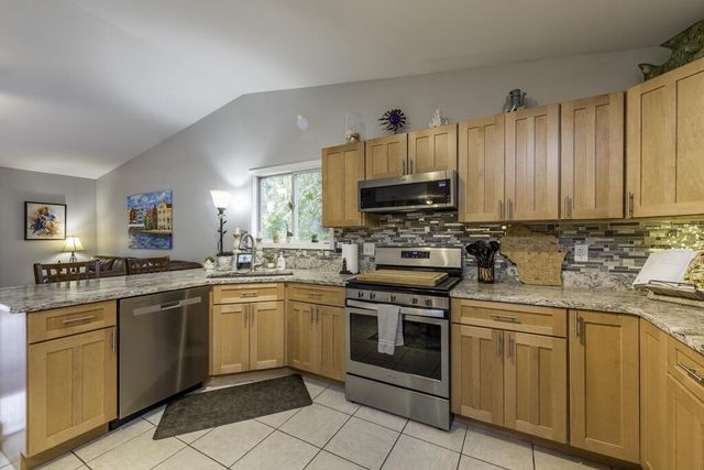 1088 102nd STREET, Pleasant Prairie, WI 53158