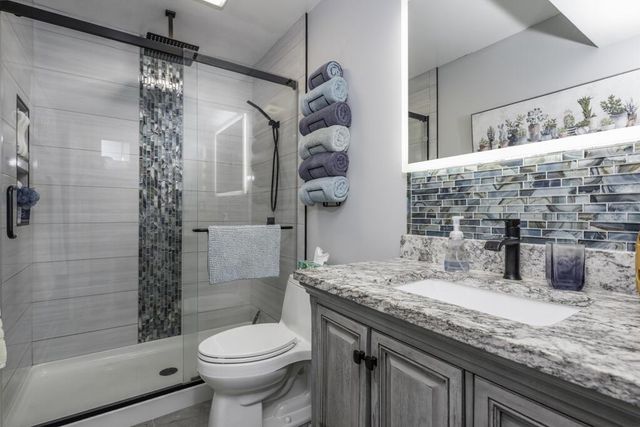 1088 102nd STREET, Pleasant Prairie, WI 53158