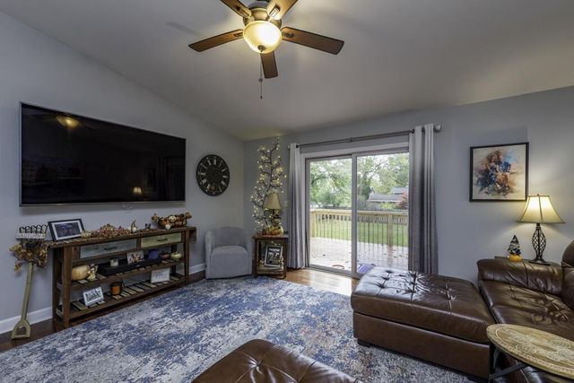 1088 102nd STREET, Pleasant Prairie, WI 53158