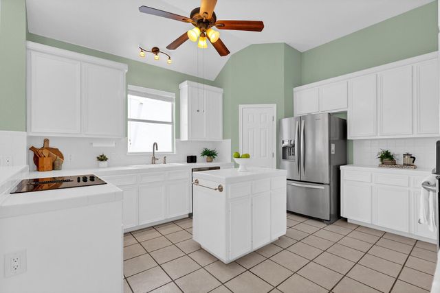 207 golf crest LN, Lakeway, TX 78734