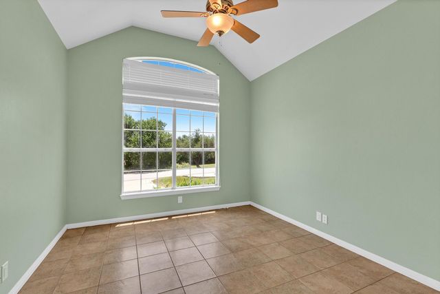 207 golf crest LN, Lakeway, TX 78734