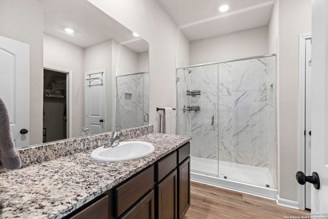 9219 Foxing Bluff, Converse, TX 78109