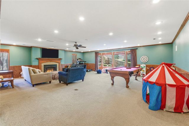 3221 Eden Drive, Johnson, AR 72762