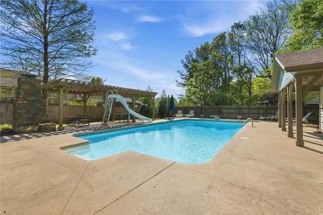 3221 Eden Drive, Johnson, AR 72762