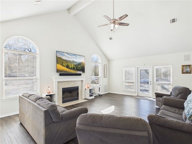 10645 C Hoppess Road, Franklin, TX 77856