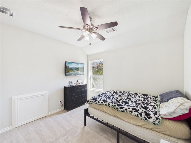 10645 C Hoppess Road, Franklin, TX 77856