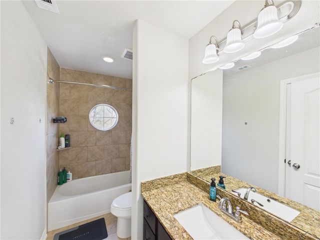 10645 C Hoppess Road, Franklin, TX 77856