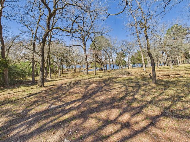 10645 C Hoppess Road, Franklin, TX 77856