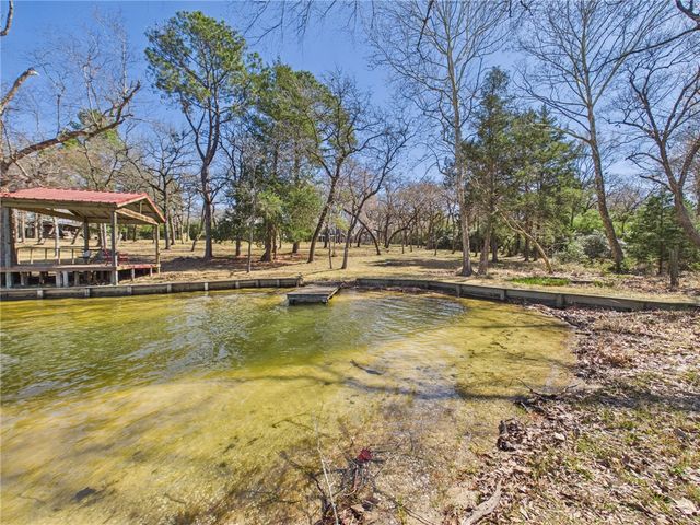 10645 C Hoppess Road, Franklin, TX 77856