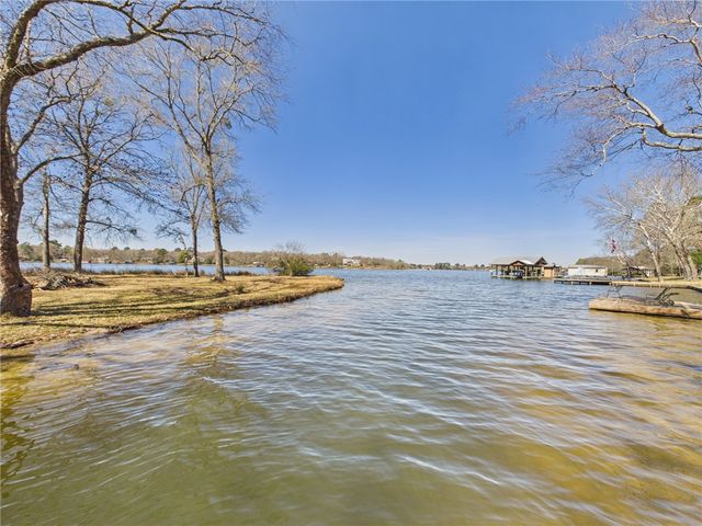 10645 C Hoppess Road, Franklin, TX 77856