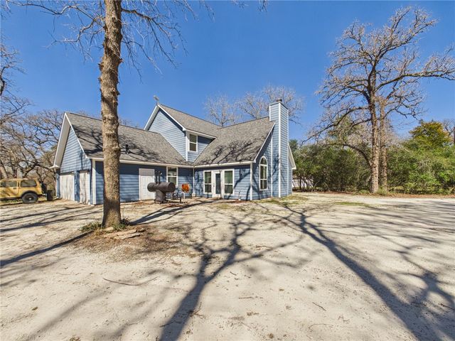 10645 C Hoppess Road, Franklin, TX 77856