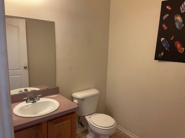 412 Central Park Drive C, Arlington, TX 76014