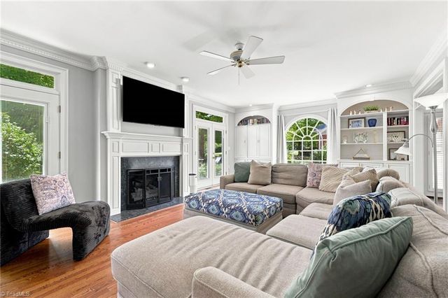 3922 Old Berkshire Drive, Browns Summit, NC 27214