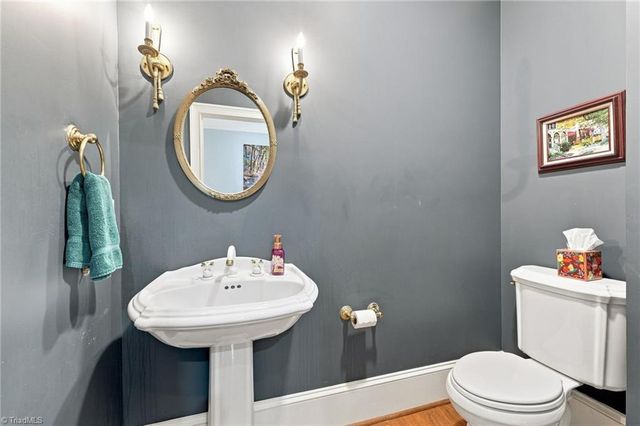 3922 Old Berkshire Drive, Browns Summit, NC 27214