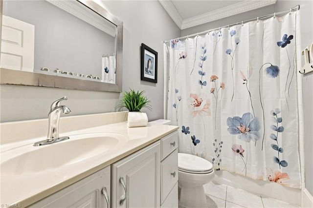 3922 Old Berkshire Drive, Browns Summit, NC 27214