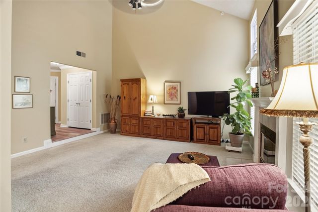 19823 Henderson Road F, Cornelius, NC 28031