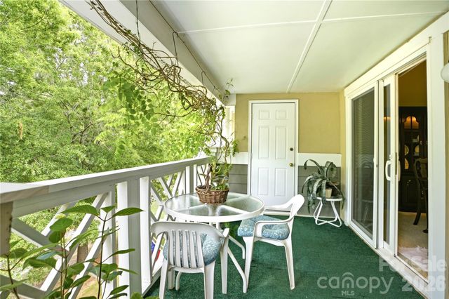 19823 Henderson Road F, Cornelius, NC 28031