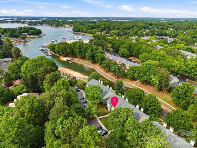 19823 Henderson Road F, Cornelius, NC 28031