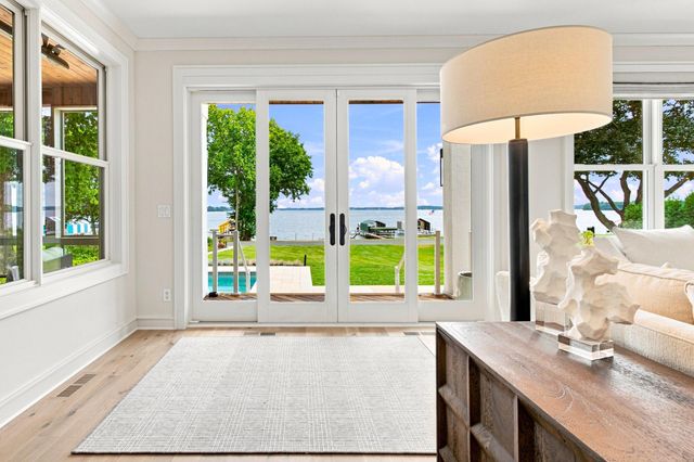 2412 Lafayette Road, Wayzata, MN 55391
