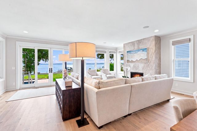 2412 Lafayette Road, Wayzata, MN 55391