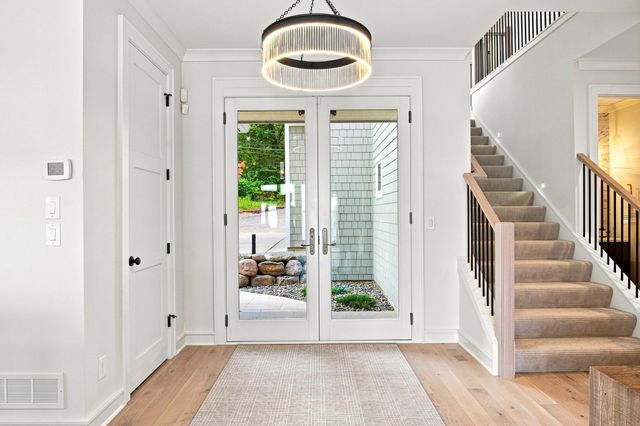 2412 Lafayette Road, Wayzata, MN 55391