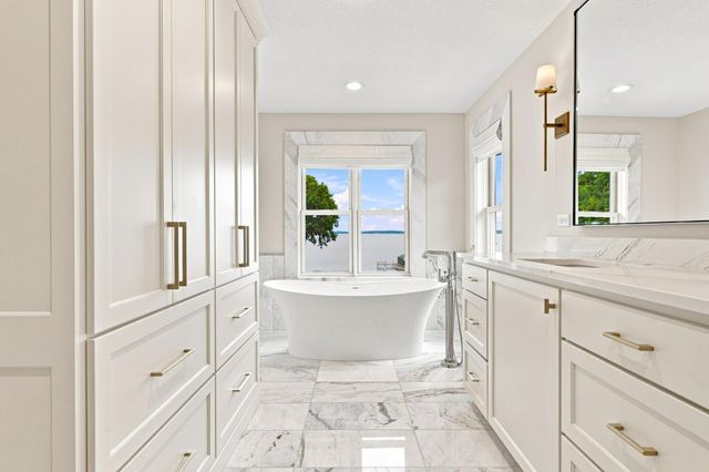 2412 Lafayette Road, Wayzata, MN 55391