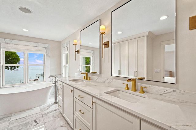 2412 Lafayette Road, Wayzata, MN 55391