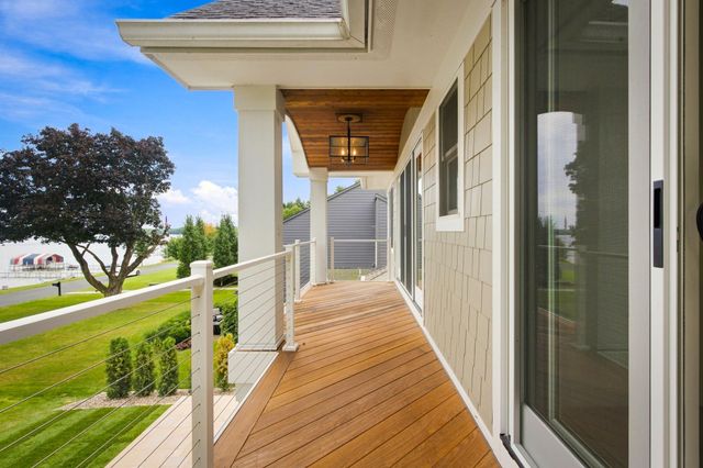 2412 Lafayette Road, Wayzata, MN 55391