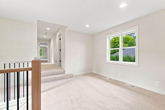 2412 Lafayette Road, Wayzata, MN 55391