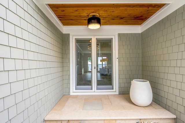2412 Lafayette Road, Wayzata, MN 55391